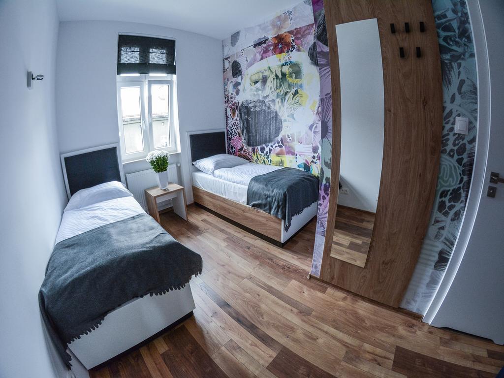 Mariacka 13 Wygodne Spanie Katowice Kültér fotó